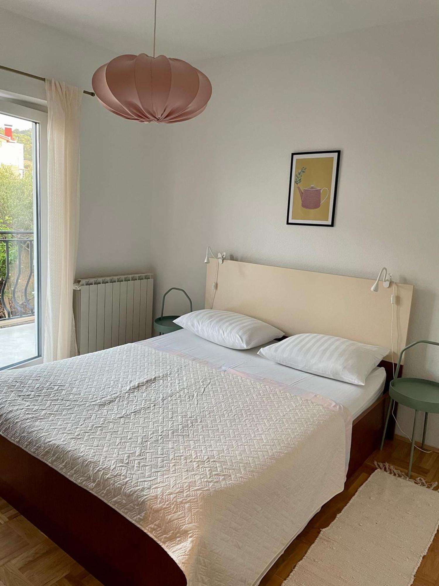Apartment Capitano Слатине Экстерьер фото